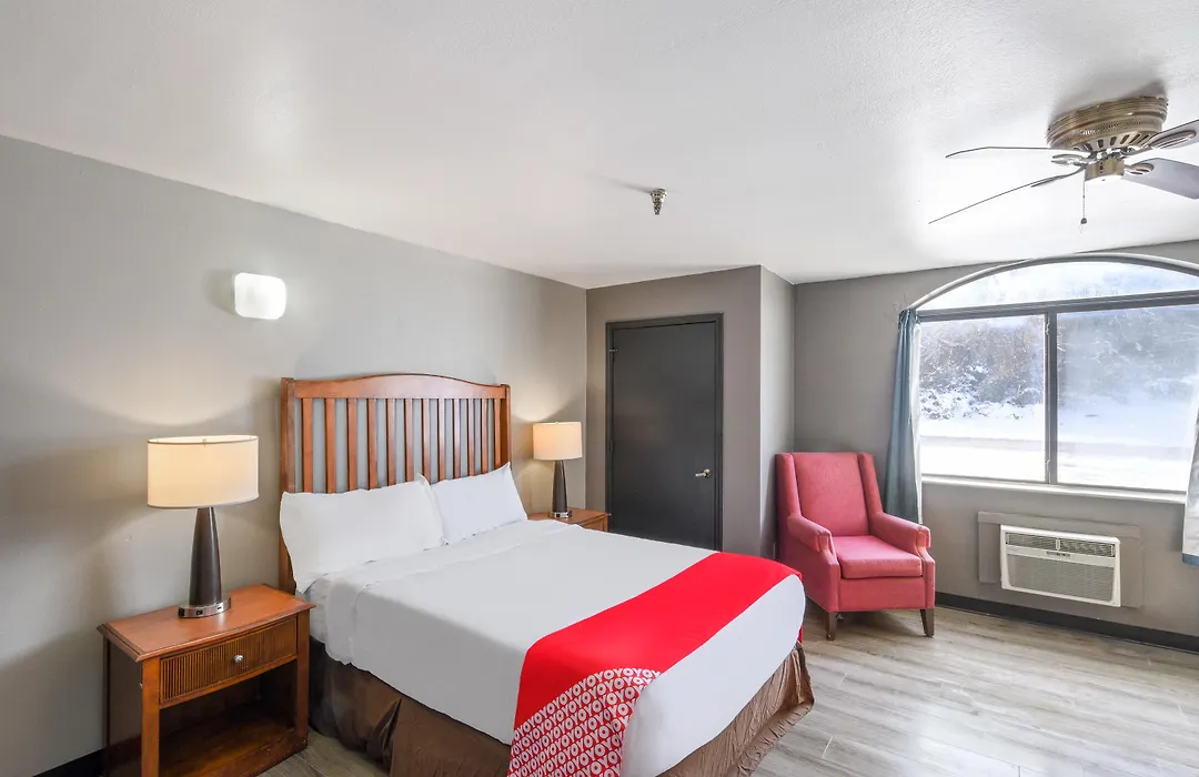 Oyo Hotel Edmond - University Of Central Oklahoma-1