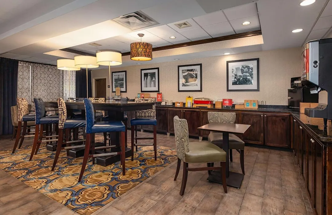 Hampton Inn Bristol-1