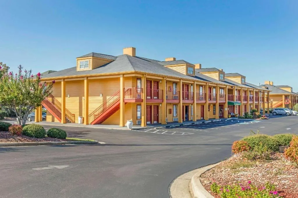 Quality Inn Bessemer I-20 Exit 108-1
