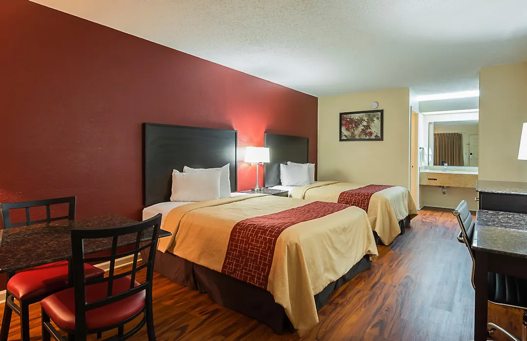 Red Roof Inn & Suites Scottsboro-1
