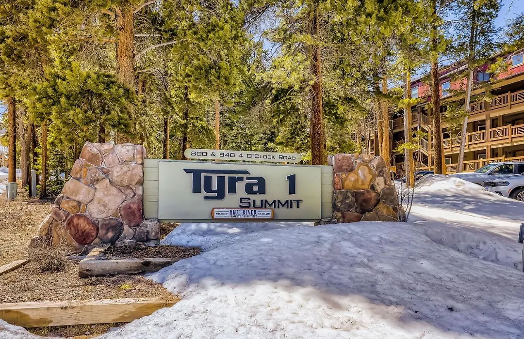 Tyra Summit A3C-1