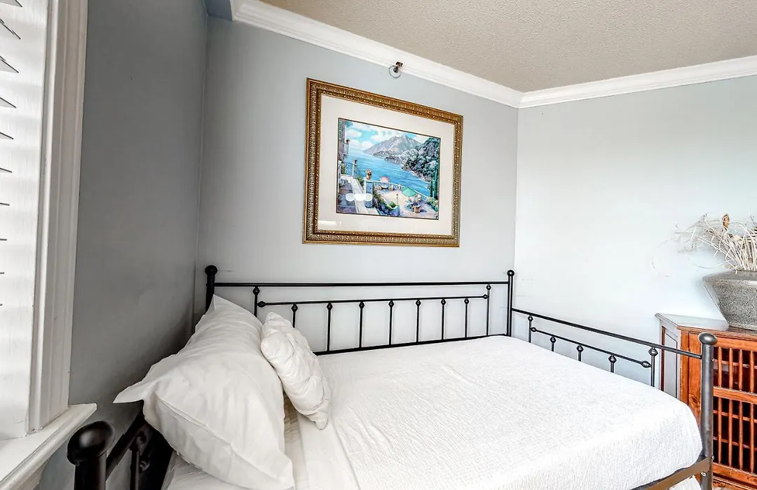 The Inn At St. Thomas Square #1208A-1