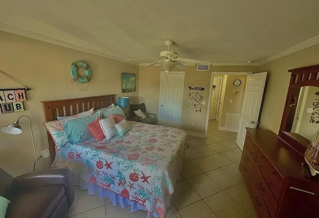 Biloxi Beach Condo-1