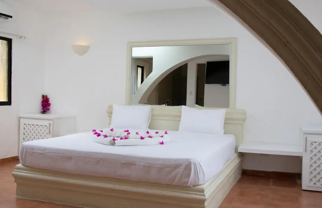 Aparthotel Castillo Real-1