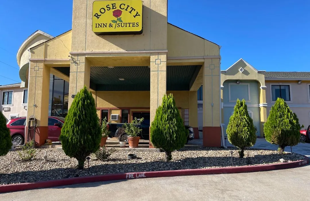 Rose City Inn & Suites-1