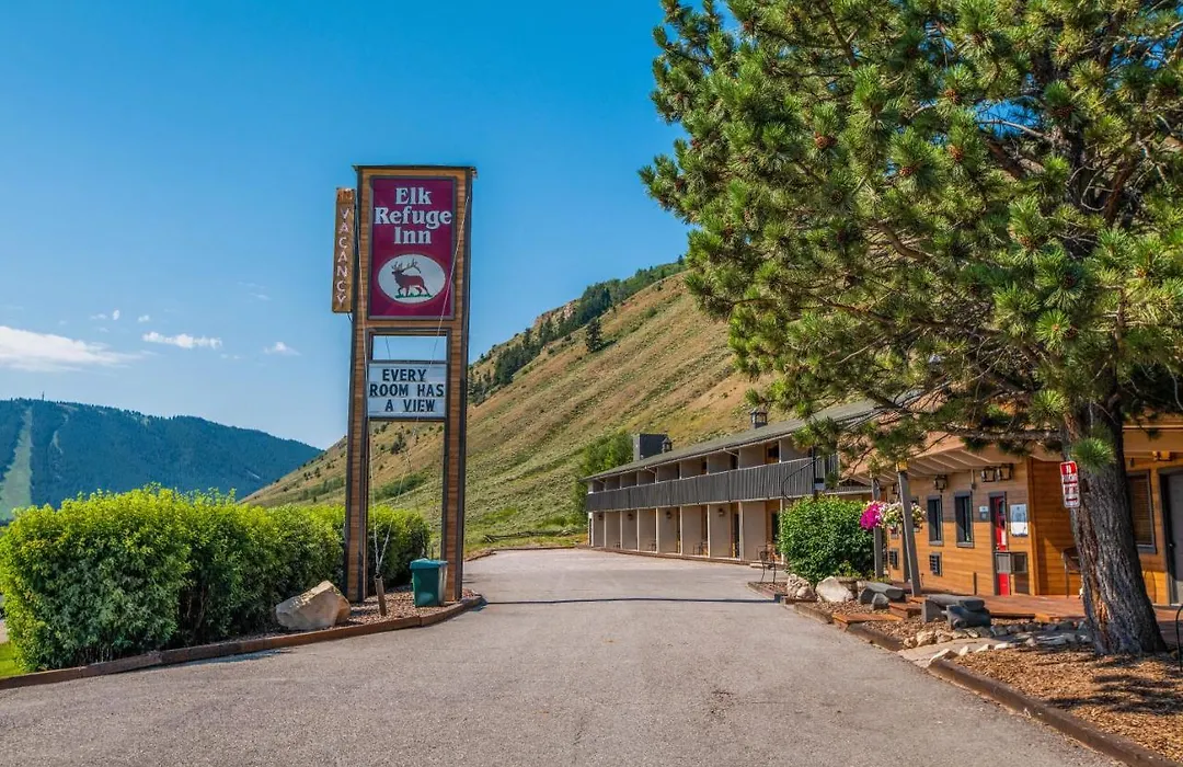 Elk Refuge Inn-1