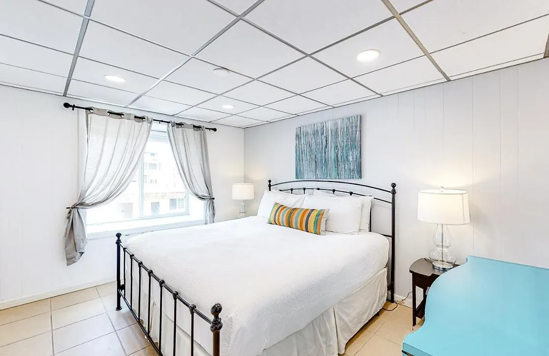 Unit 32, Island Retreat Resort-1