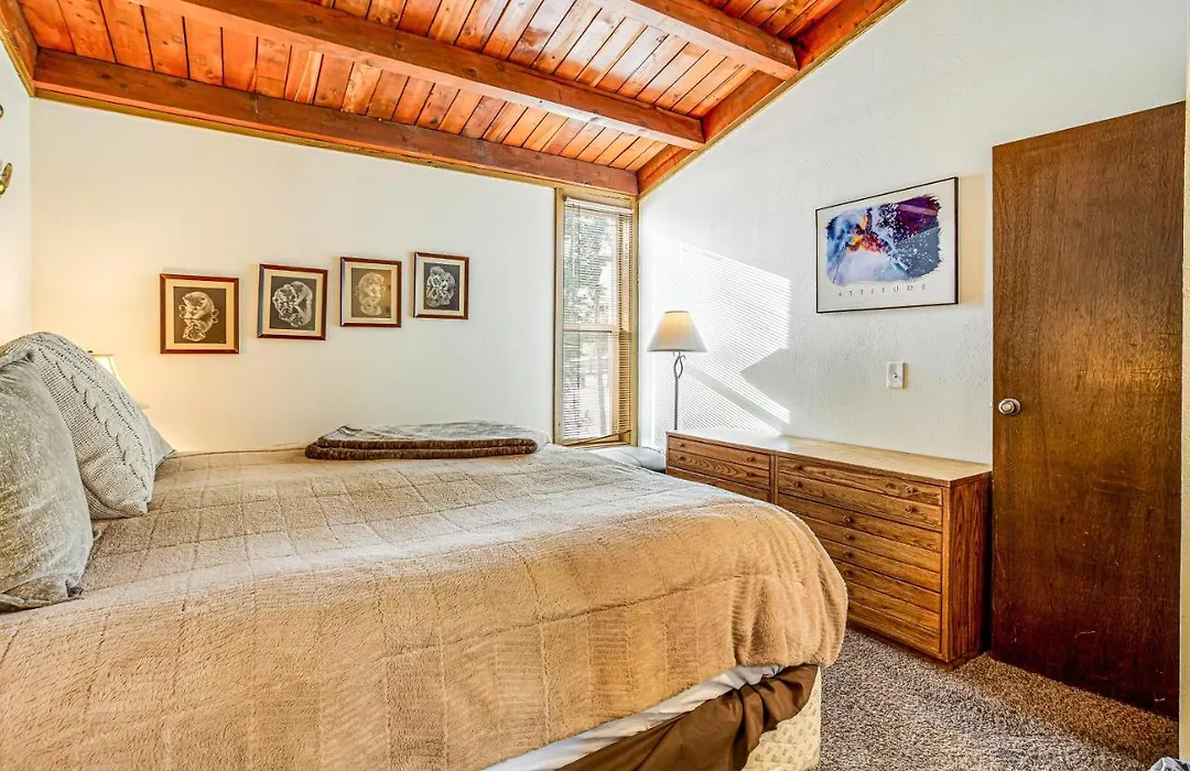Lodgepole Loft-1