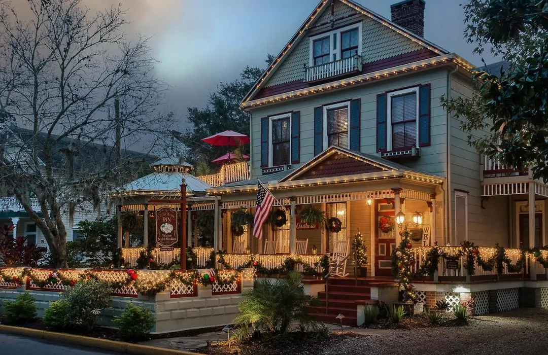 Cedar House Inn-1