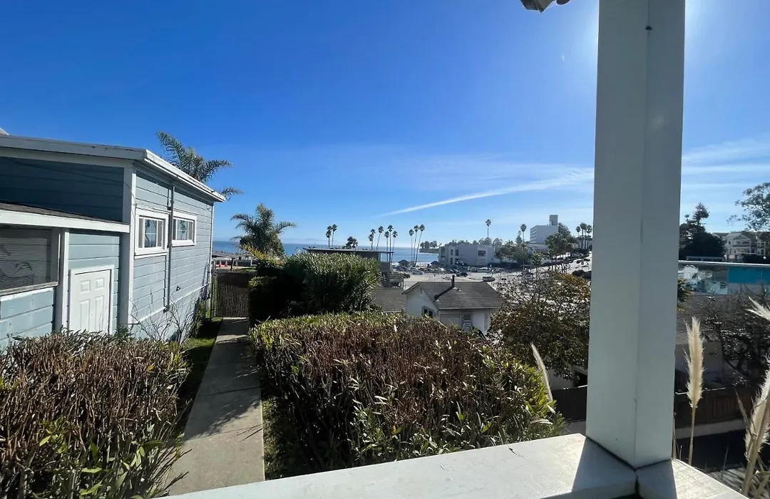 Edgewater Beach Inn & Suites-1
