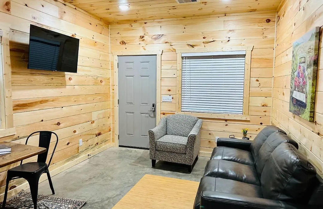 Knotty Squirrel Cabins-1