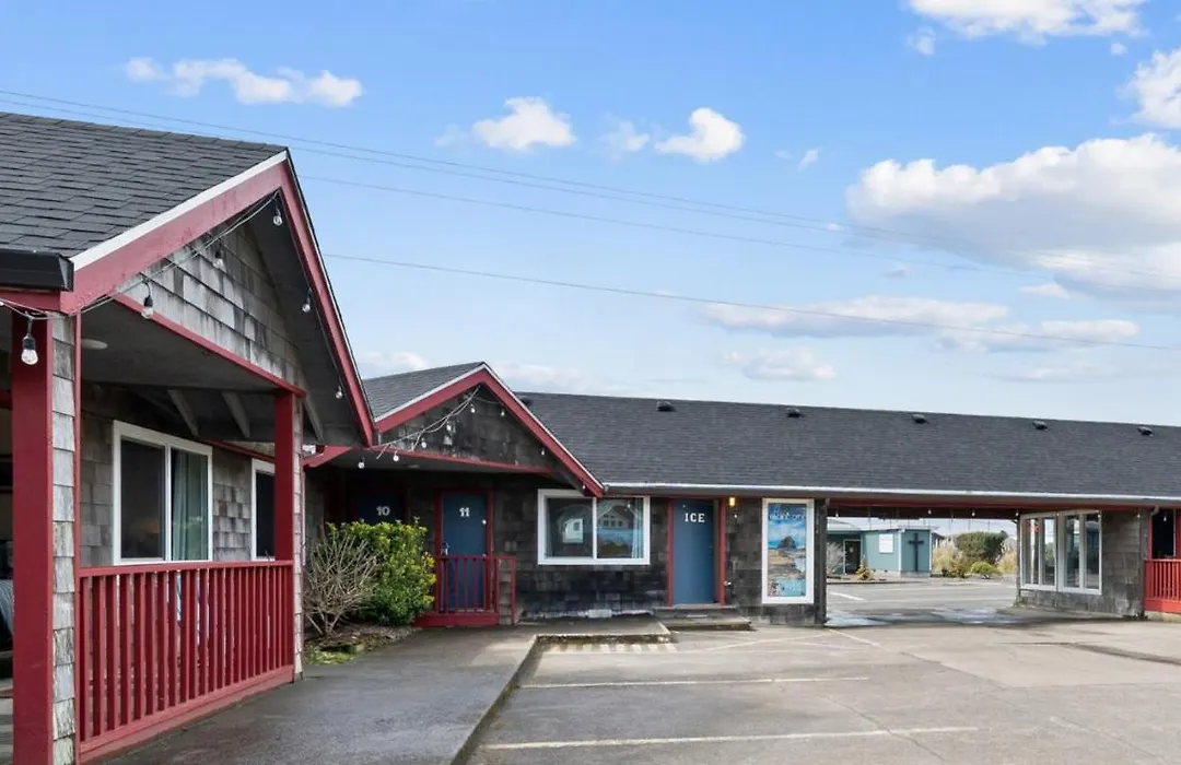 Surf & Sand Inn-1