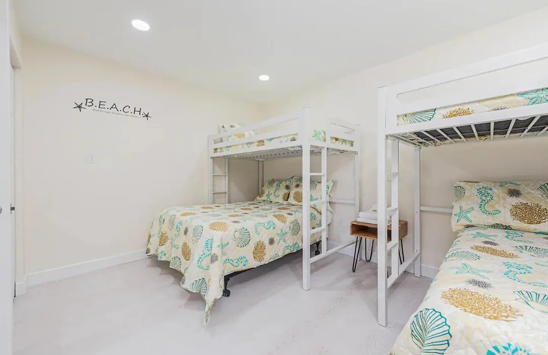 Marylander Condominiums, 90 Steps From The Beach-1