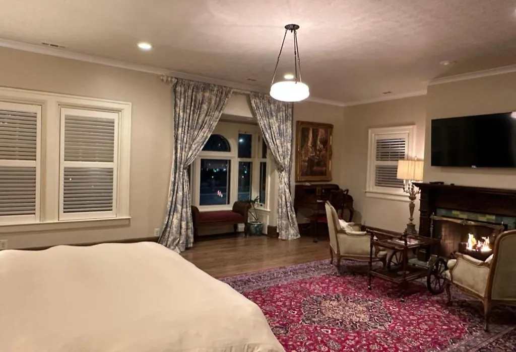 Frederick Stearns House-1