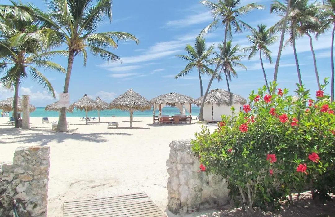 Tropicana Suites-1