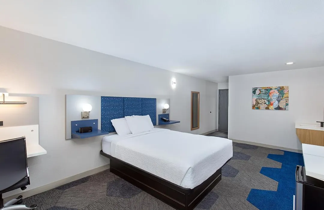 Microtel Inn & Suites By Wyndham Manchester - Newly Renovated-1