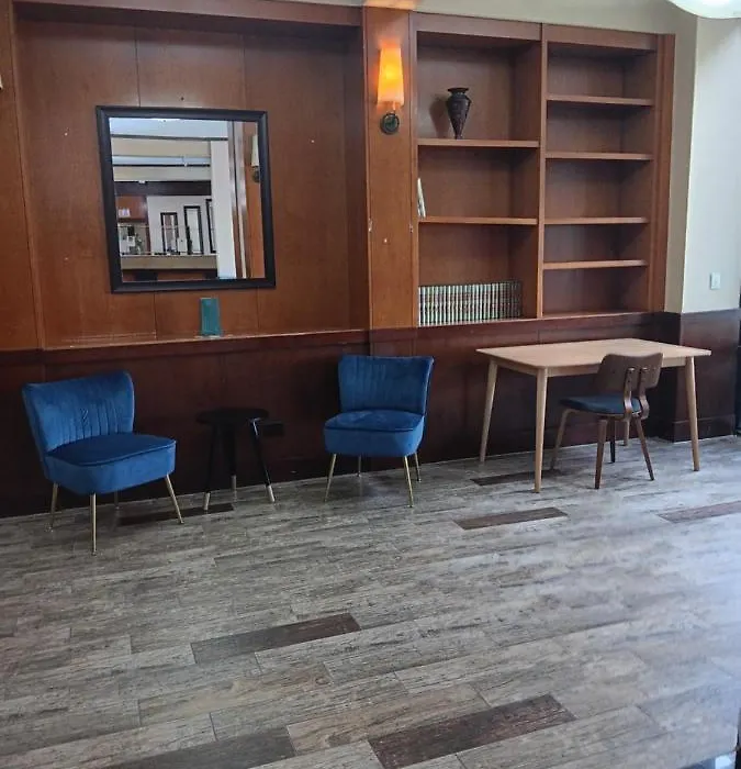 Clarion Hotel & Suites-1