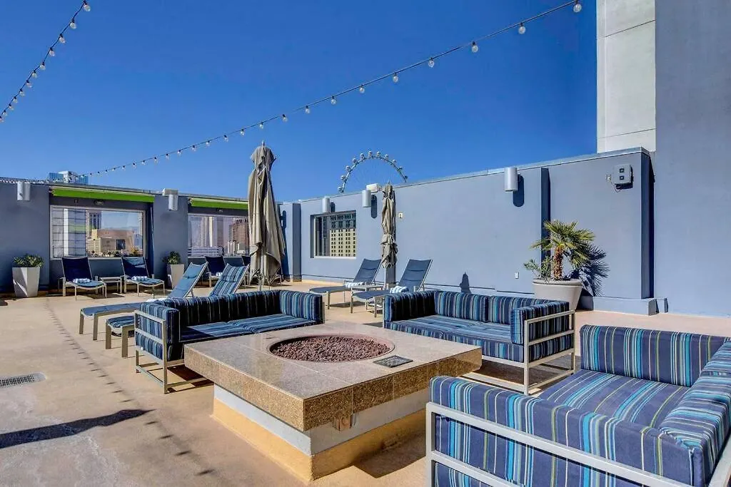 Ultimate Las Vegas Getaway One Bedroom Suite With Balcony, Kitchen, Gym, Pool & Free Parking-1