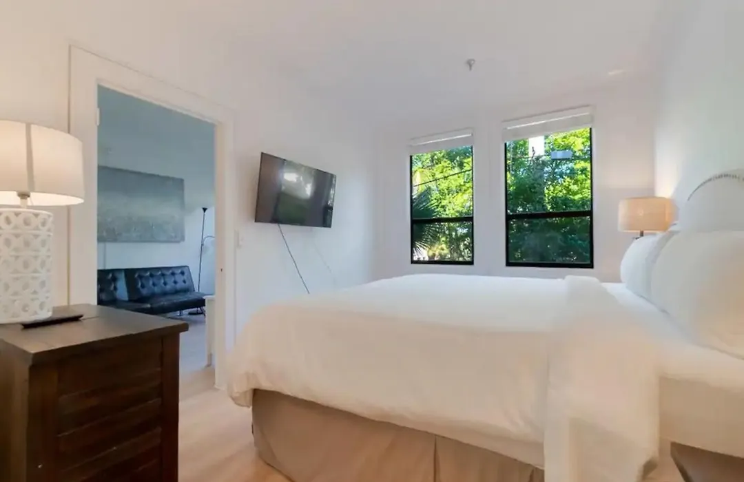 New 1 Bdrm Palm Beach Haven- Unit 2224-1