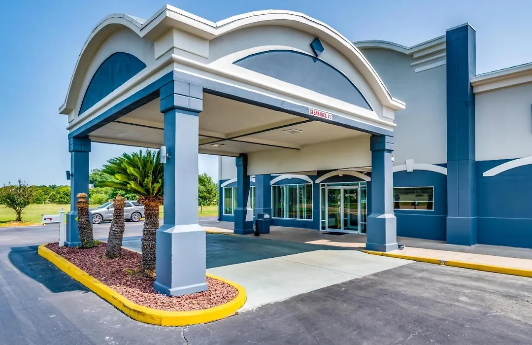 Days Inn By Wyndham Coliseum Montgomery Al-1