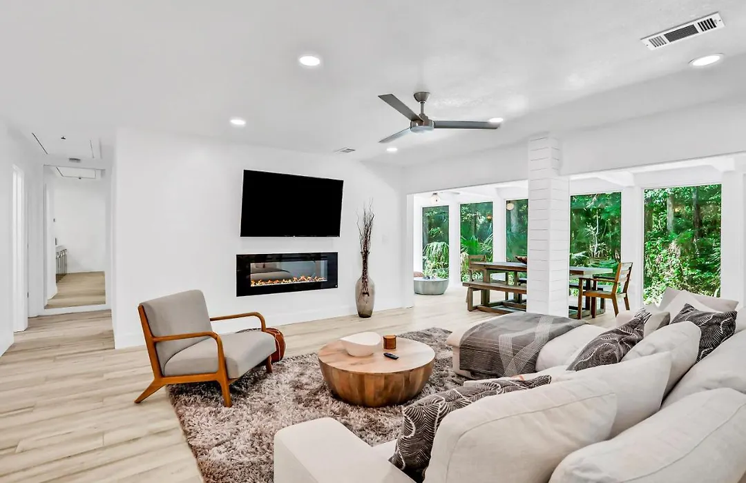 3210 Fairway Oaks-1