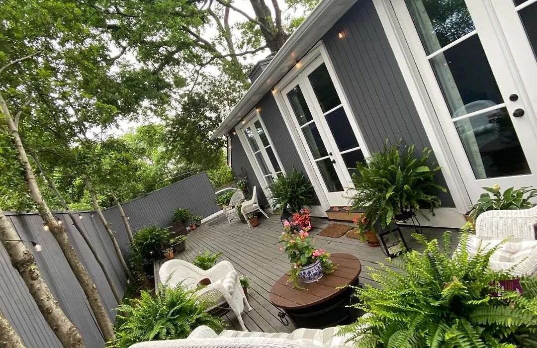 The Olive Bird Chalet In Central Gardens, Memphis Tn-1