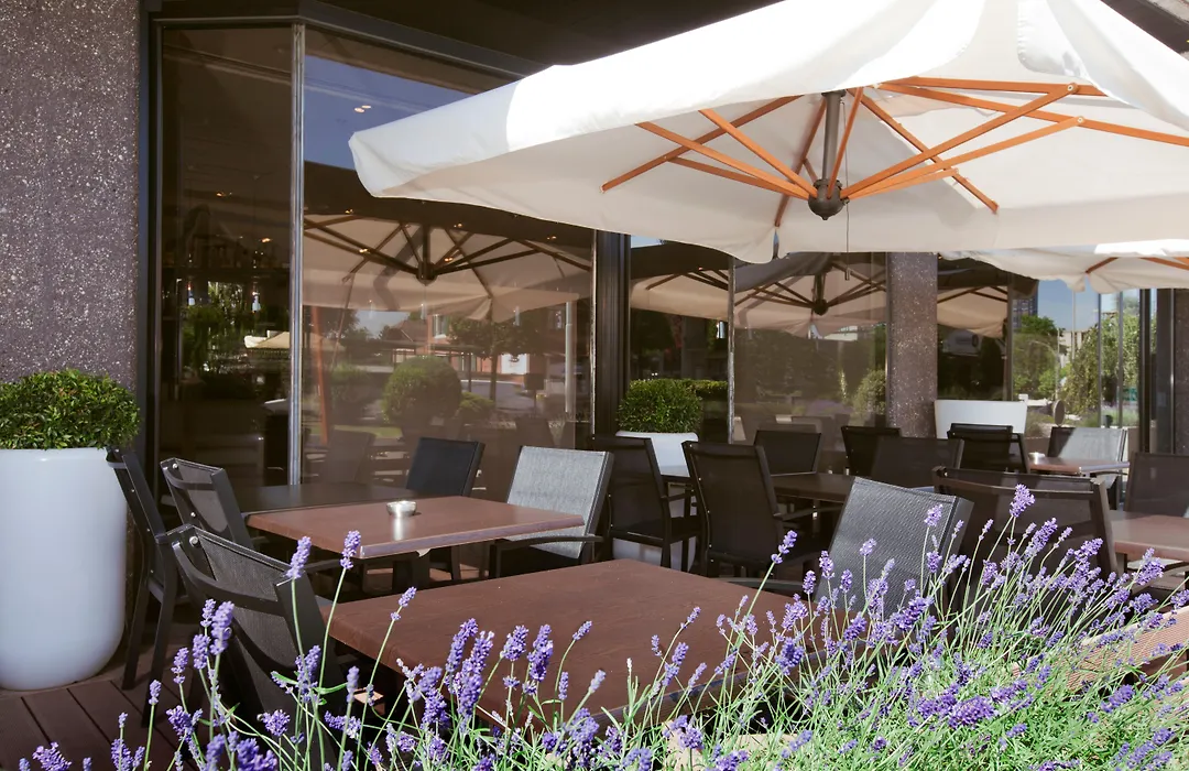Crowne Plaza Geneva By Ihg-1