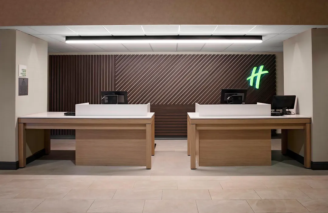 Holiday Inn & Suites Boston Peabody By Ihg-1