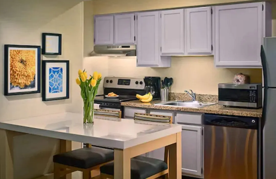 Sonesta Simply Suites Memphis East Poplar Pike-1