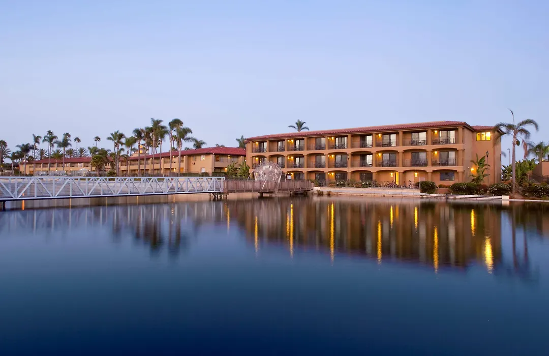 Best Western Plus Island Palms Hotel & Marina-1