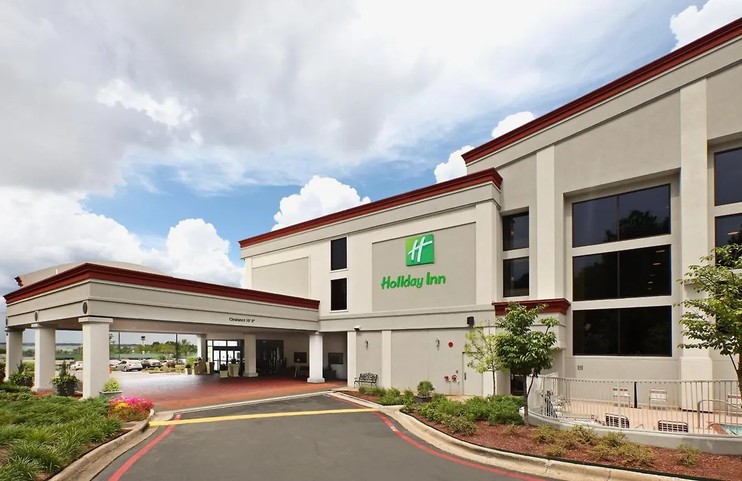 Wyndham Grand Executive Center Little Rock Airport-1