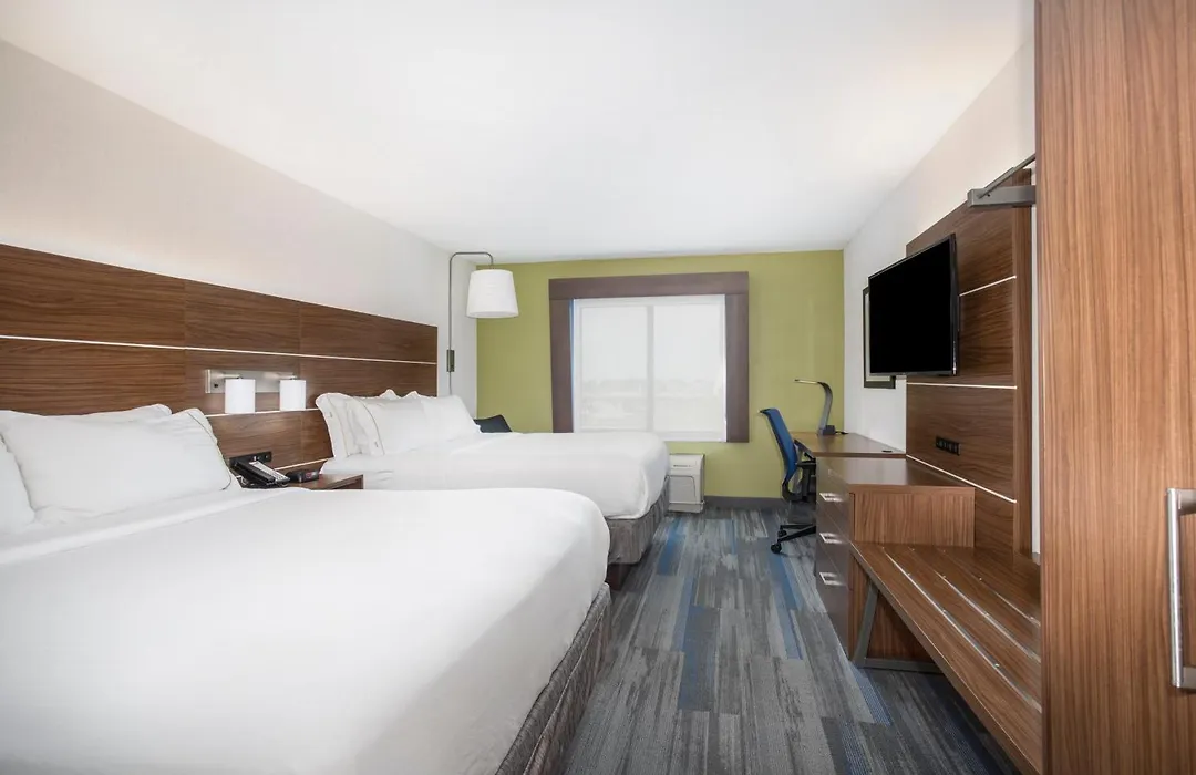Holiday Inn Express Kansas City - At The Legends! By Ihg-1