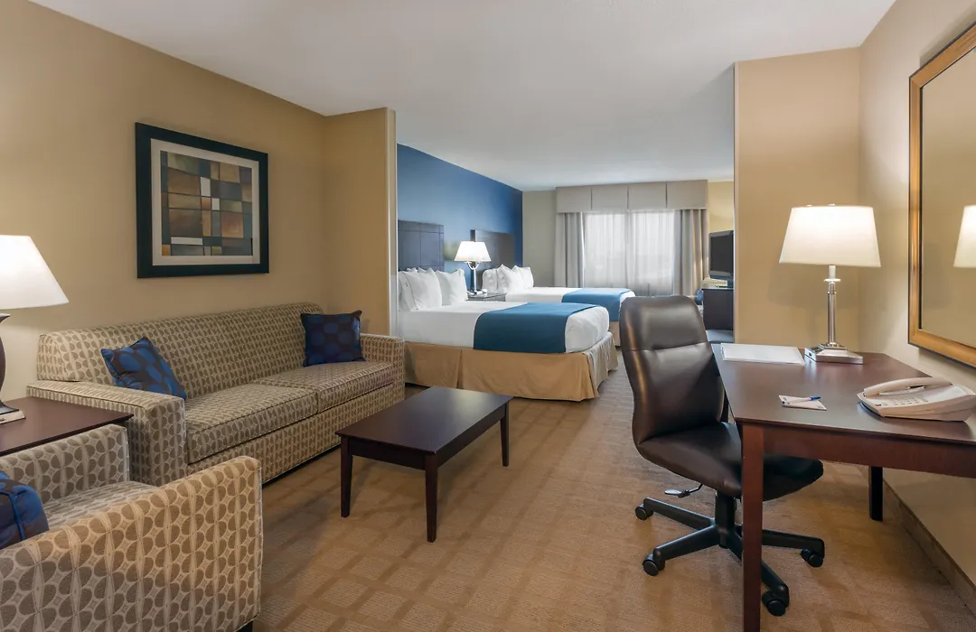 Holiday Inn Express Hotel & Suites Fort Pierce West By Ihg-1