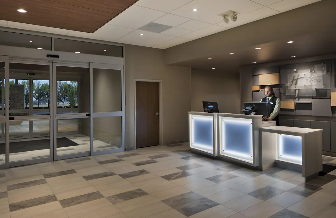 Holiday Inn Express & Suites - Portland Airport - Cascade Stn By Ihg-1