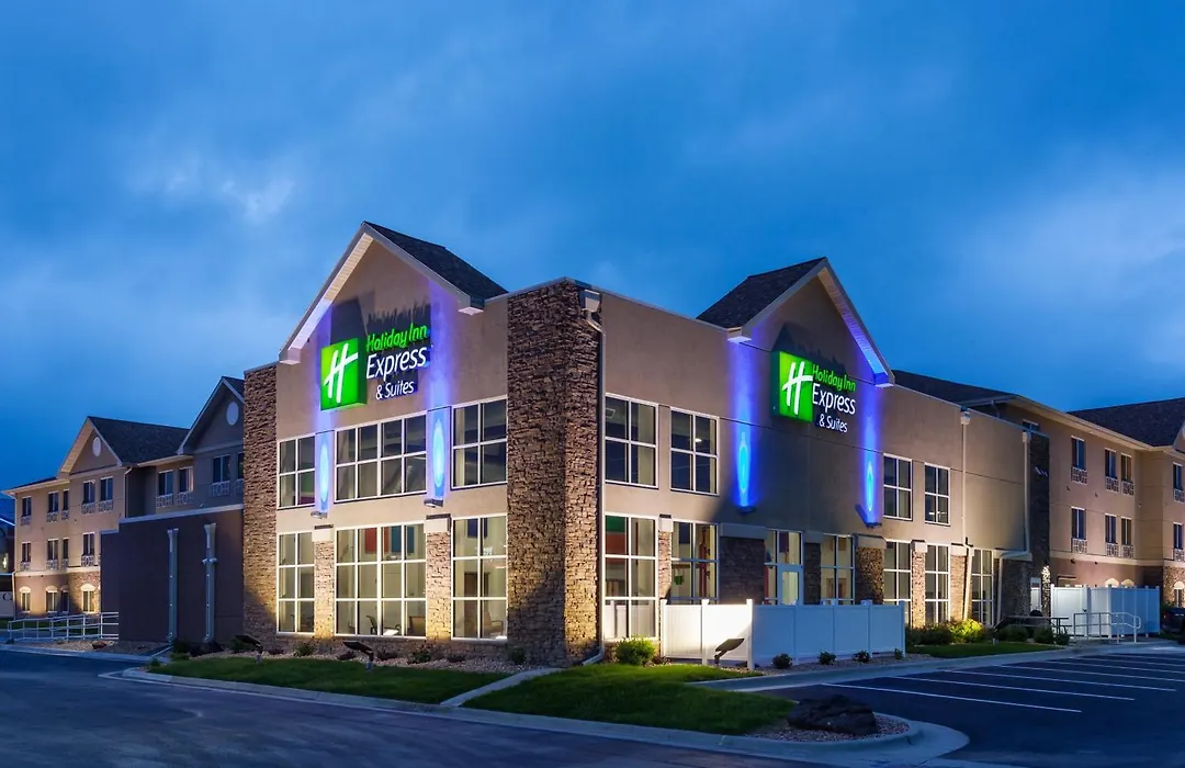 Holiday Inn Express & Suites Rapid City By Ihg-1