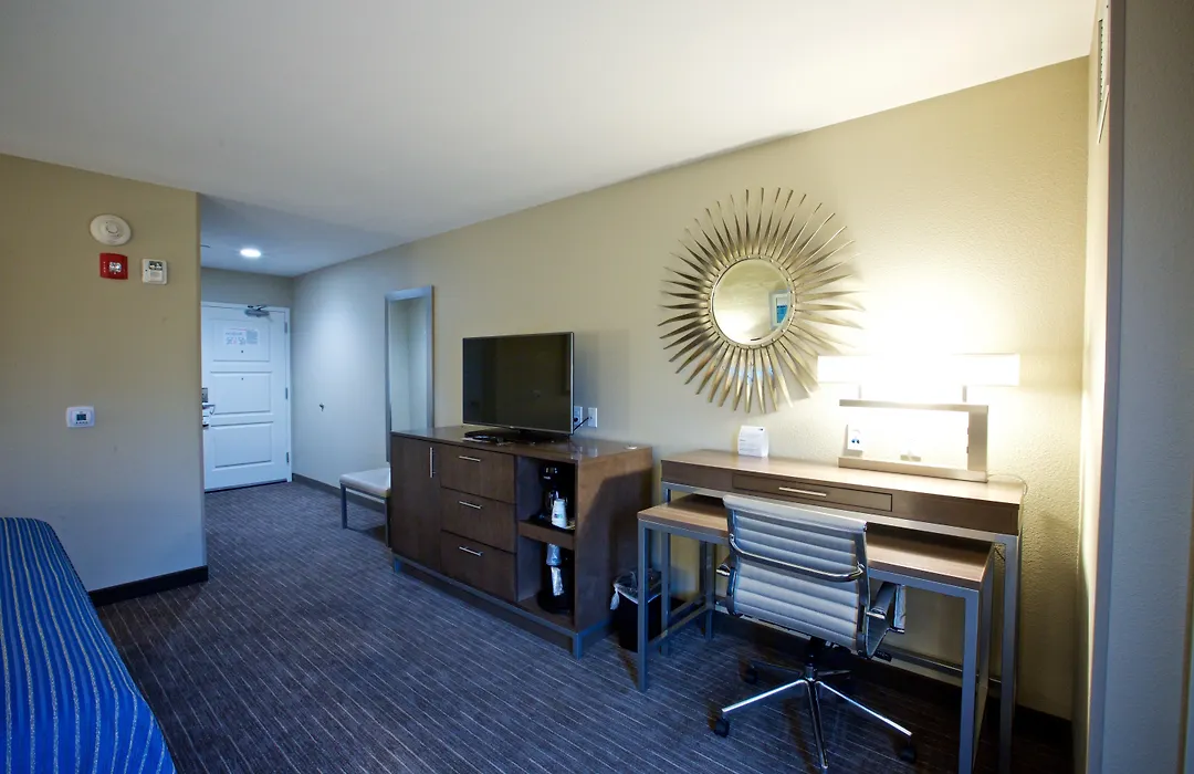 Holiday Inn Express Fargo Sw - I-94 Medical Center By Ihg-1