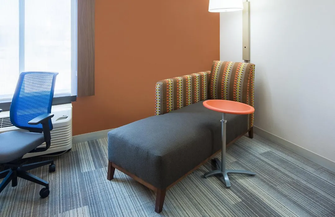Holiday Inn Express Cedar Rapids - Collins Road By Ihg-1