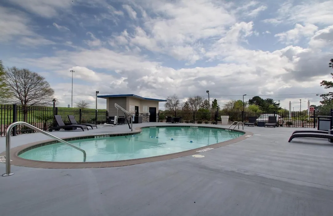 Holiday Inn Express & Suites Jackson Downtown - Coliseum By Ihg-1