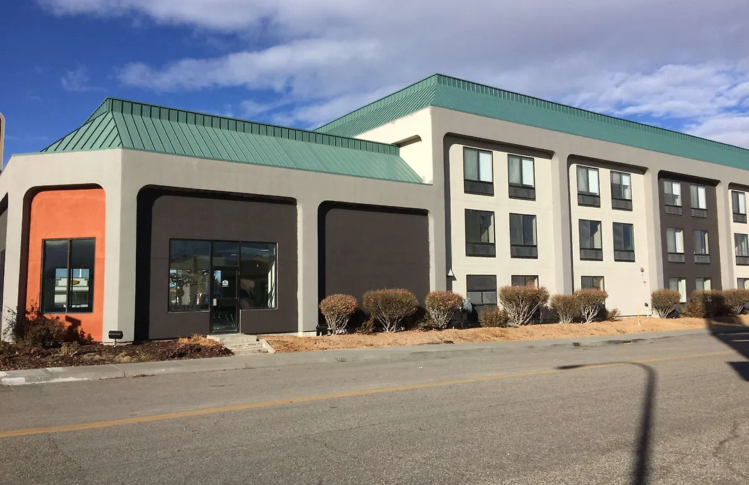 Best Western Plus Cottontree Inn-1