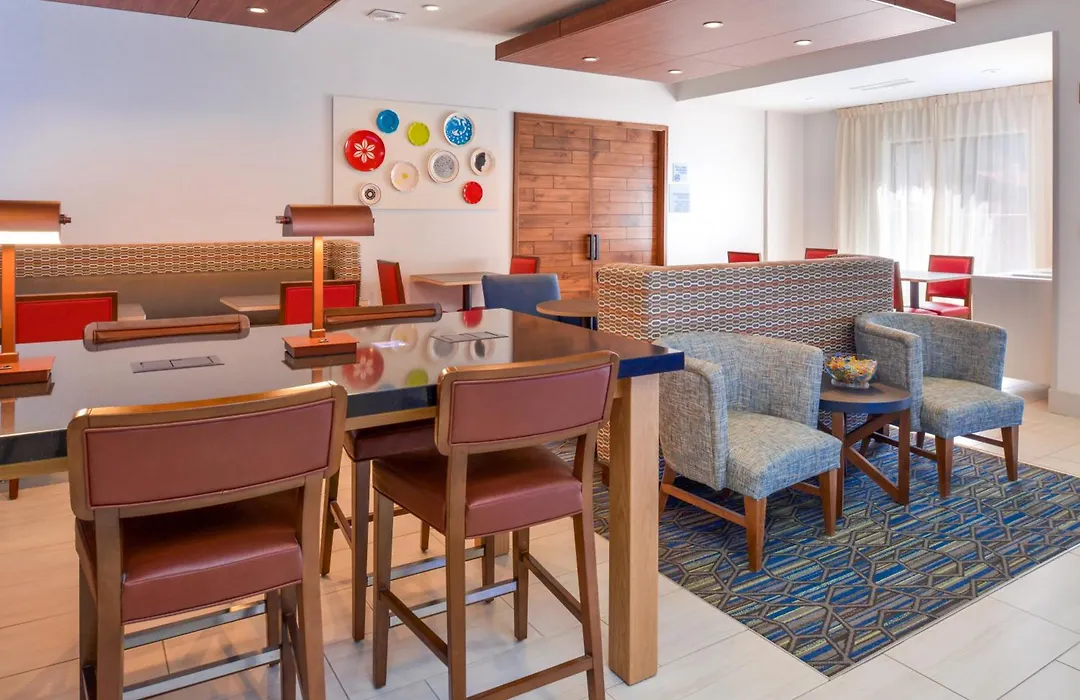 Holiday Inn Express Glenwood Springs Aspen Area By Ihg-1