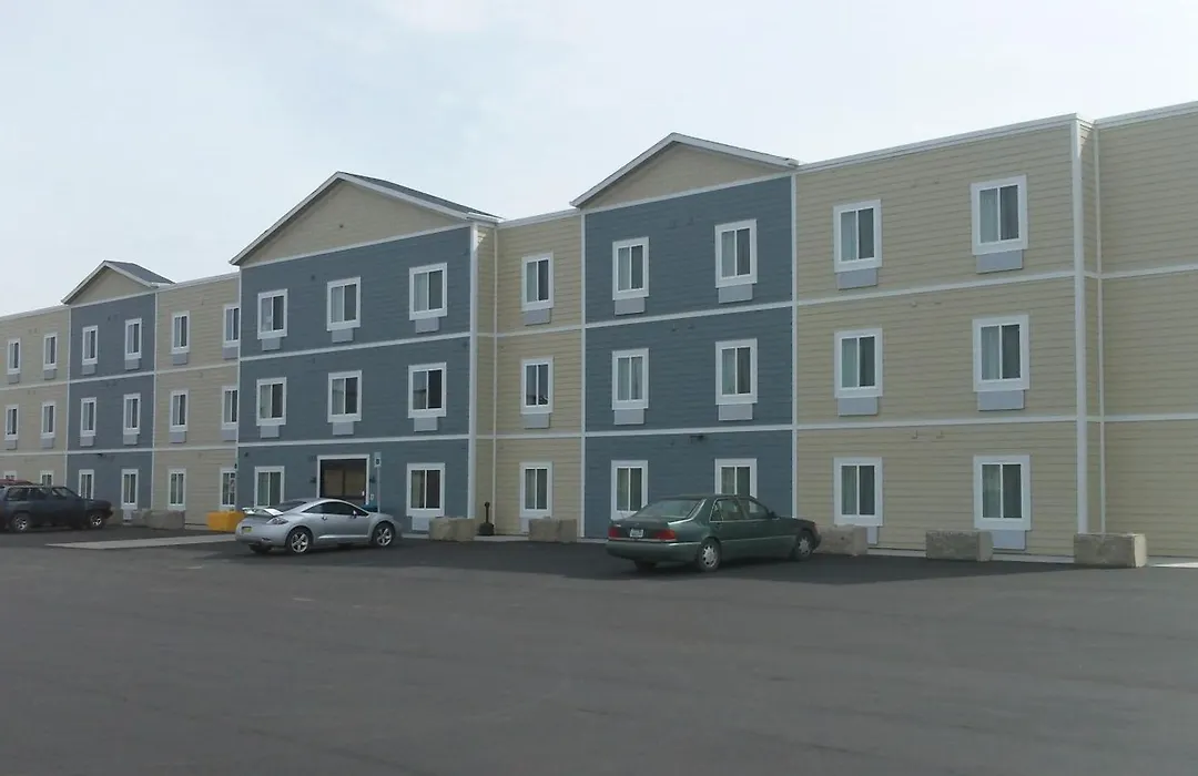 Ramada By Wyndham Williston-1