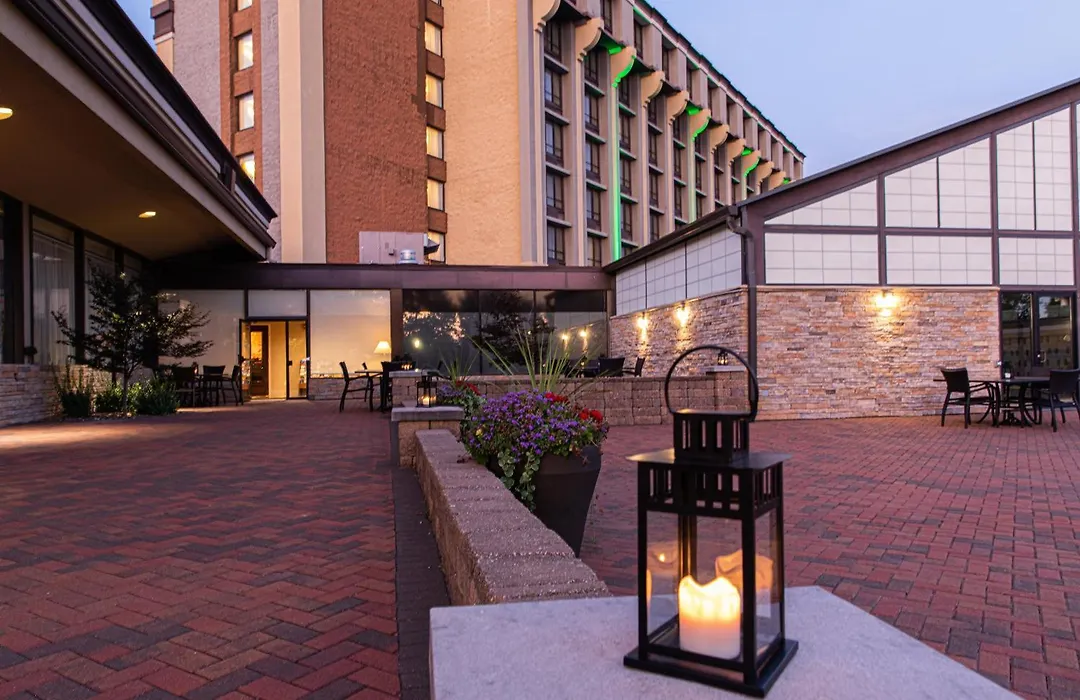 Holiday Inn St. Louis Airport West Earth City By Ihg-1
