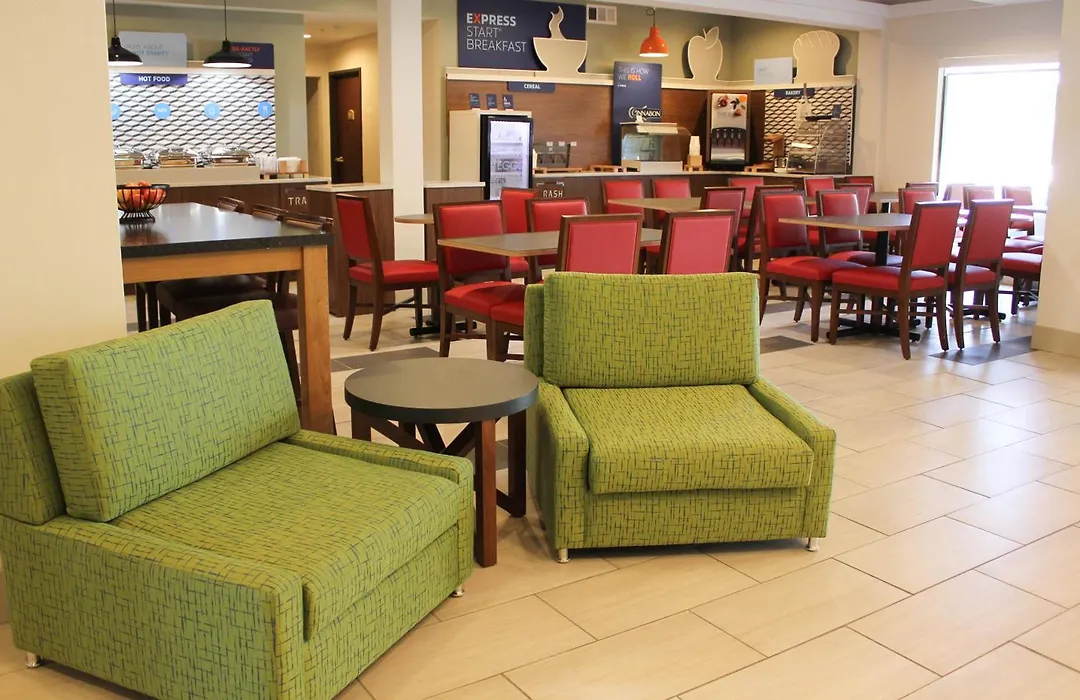 Holiday Inn Express Osage Beach - Lake Of The Ozarks By Ihg-1