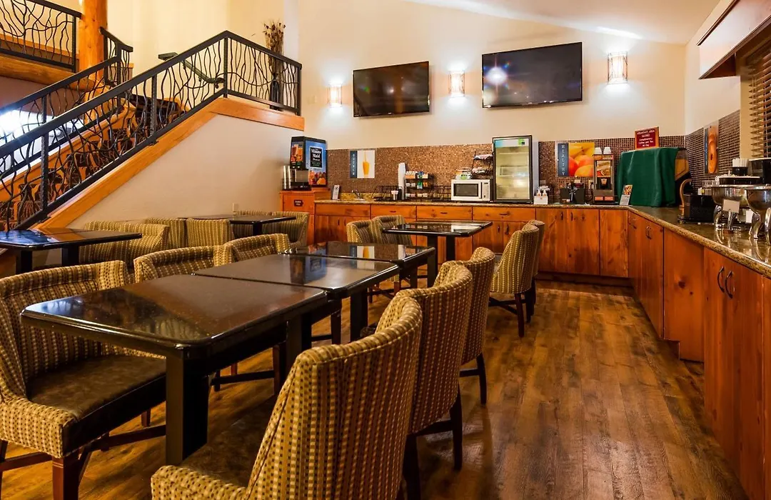 Best Western Plus Sidney Lodge-1
