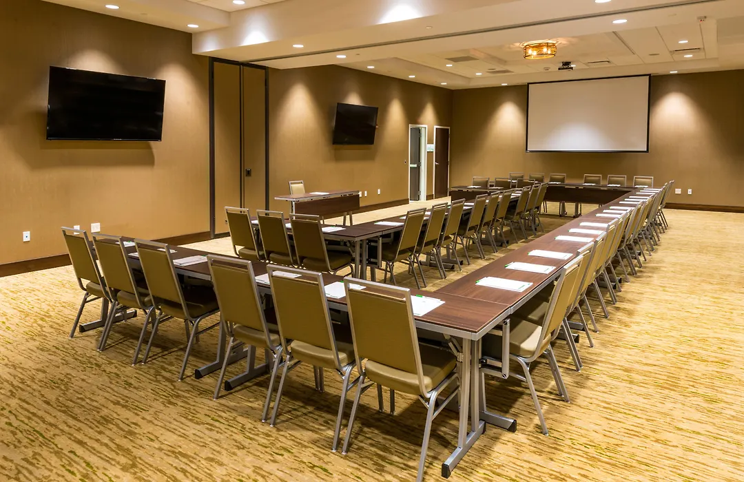 Holiday Inn Lexington - Hamburg By Ihg-1