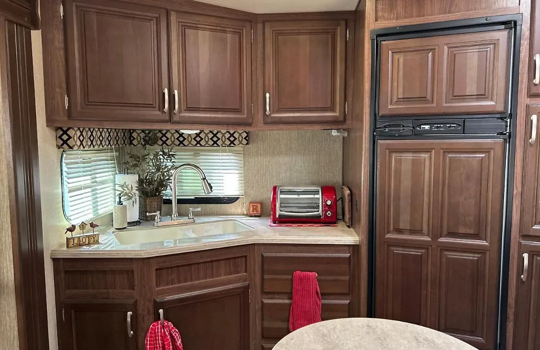 Gorgeous Denali 5Th Wheel Delight!-1