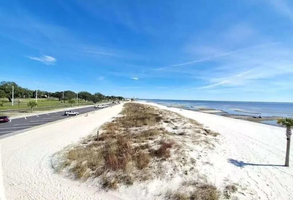 Biloxi Beach Condo-B-1