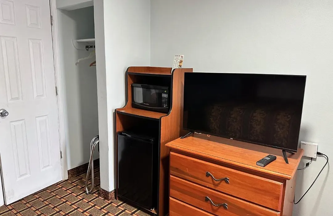 Bestway Inn-1