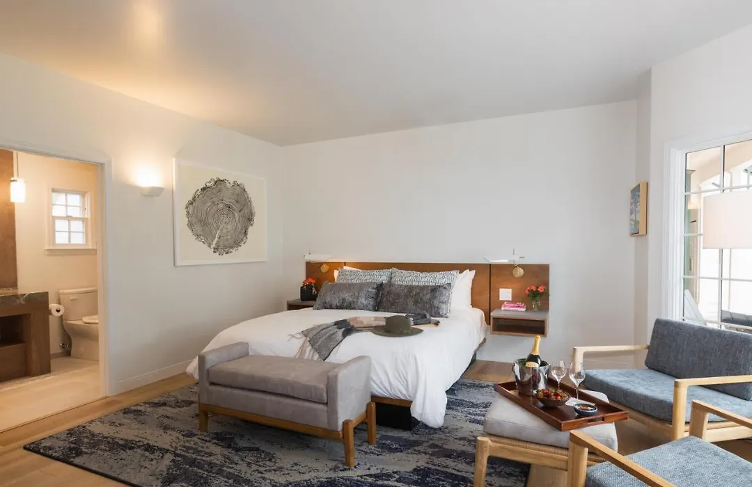 Carmel Beach Hotel-1
