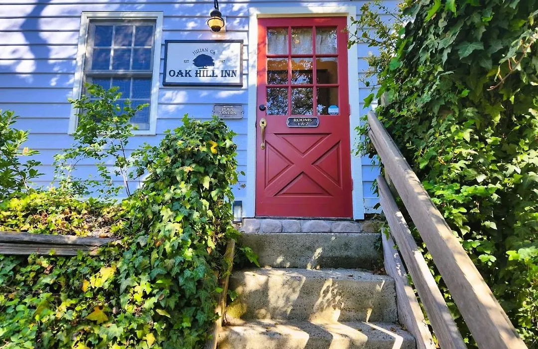 Oak Hill Inn-1